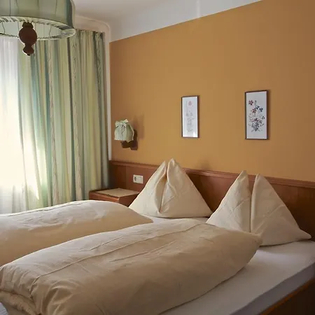 Gasthof Franz Von Assisi Guest house