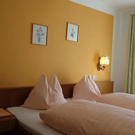 Gasthof Franz Von Assisi Πανσιόν Anif